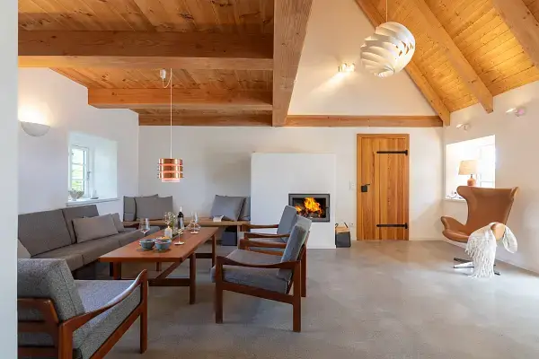 Sitzbereich am Kamin